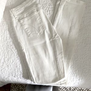 Calvin Klein Ultimate Skinny white jeans, size 6 / 28